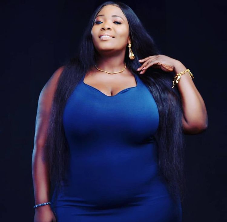 Celebrating Beautiful Craftwoman on Birthday Anniversary