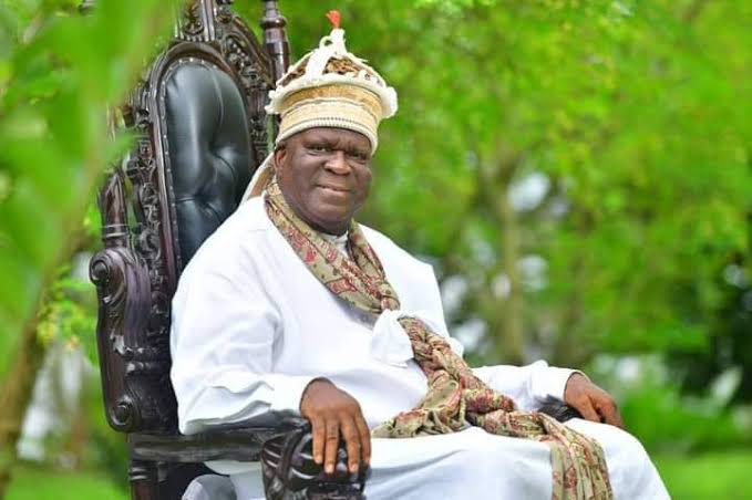BREAKING: Supreme Court Removes Obong Of Calabar