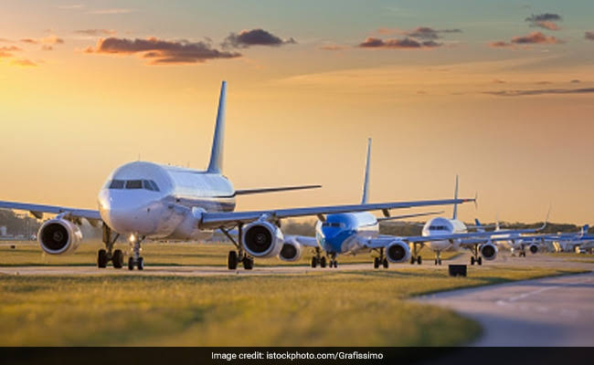 BREAKING: All Flights Across US Grounded