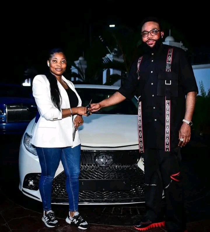 Songs of Praises Rent the Air as E-Money Gifts Six Luxury Cars to Okey Bakassi, 5 Other Domestic Staff