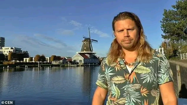 After Fathering Over 550 Children, Dutch Musician Faces Court Bid to Stop Obsessive Sperm Donation