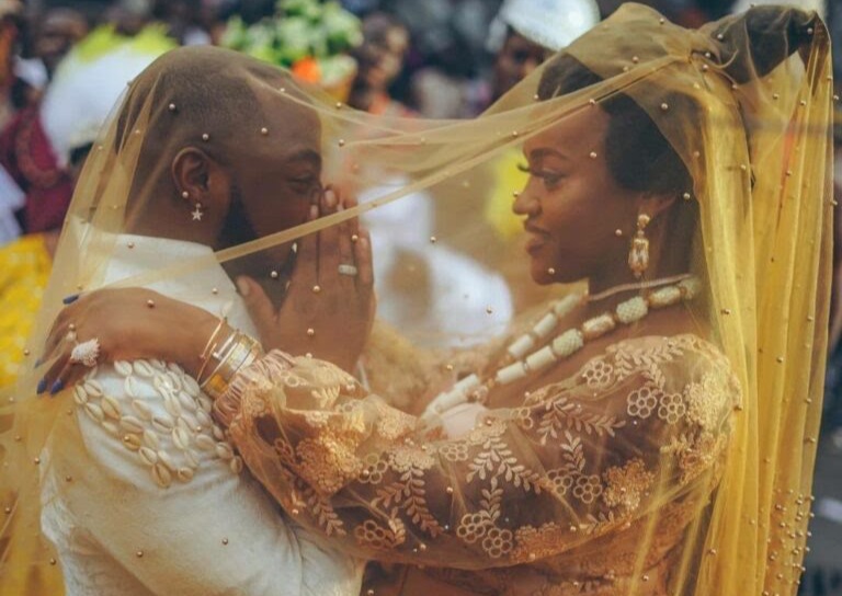 Cheers as Davido Announces Marriage to Chioma