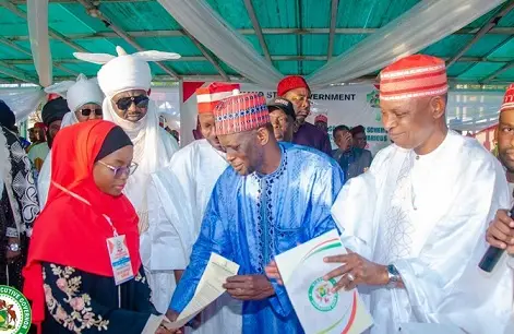 Kano Governor Giving Scholarships to Students