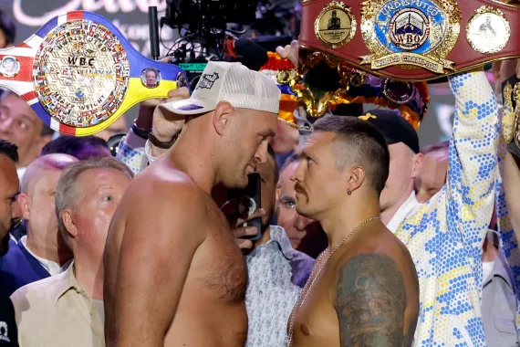 Historic Fight as Tyson Fury Takes on Oleksandr Usyk in Riyadh, Saudi Arabia